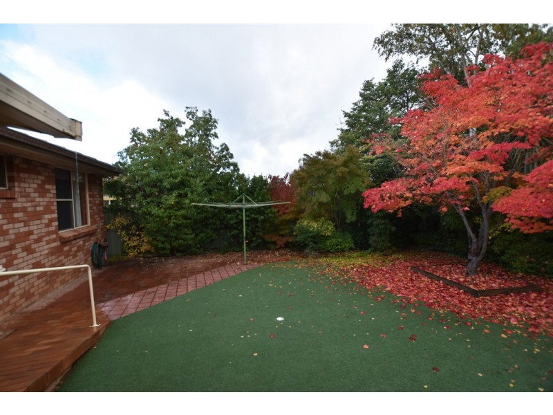 9 Holly Place, Orange NSW 2800