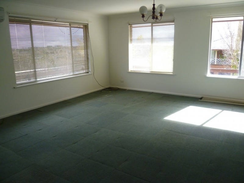 1 Taralye Place, Orange NSW 2800