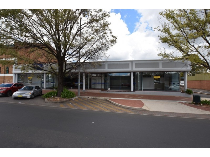 211 Peisley Street, Orange NSW 2800