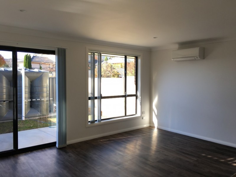 12a Holman Way, Orange NSW 2800