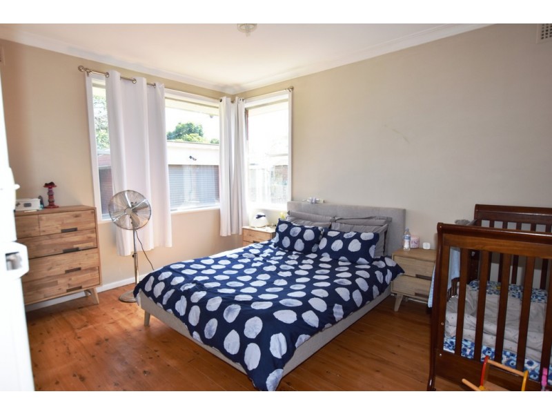 3 Churchill Avenue, Orange NSW 2800