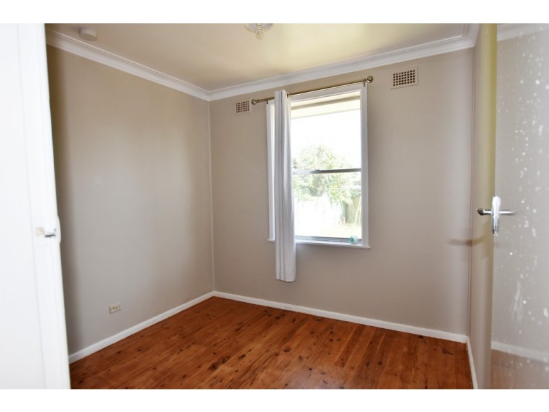 3 Churchill Avenue, Orange NSW 2800