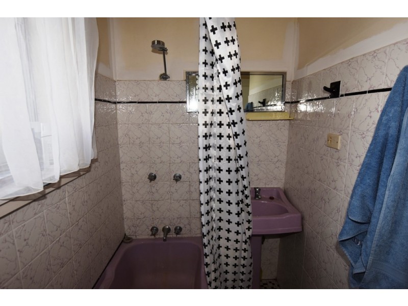 3 Churchill Avenue, Orange NSW 2800