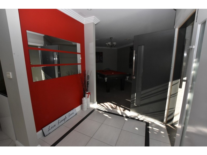 9 Brock Place, Orange NSW 2800