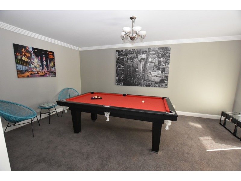 9 Brock Place, Orange NSW 2800