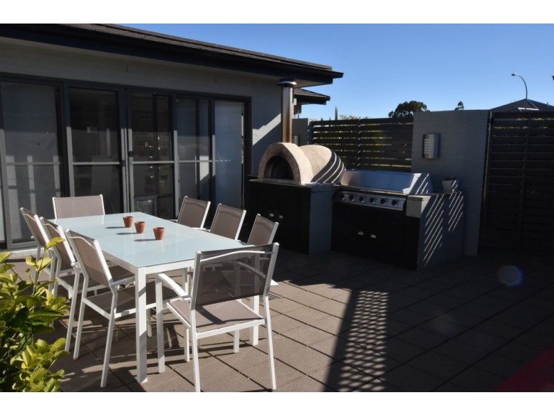 9 Brock Place, Orange NSW 2800