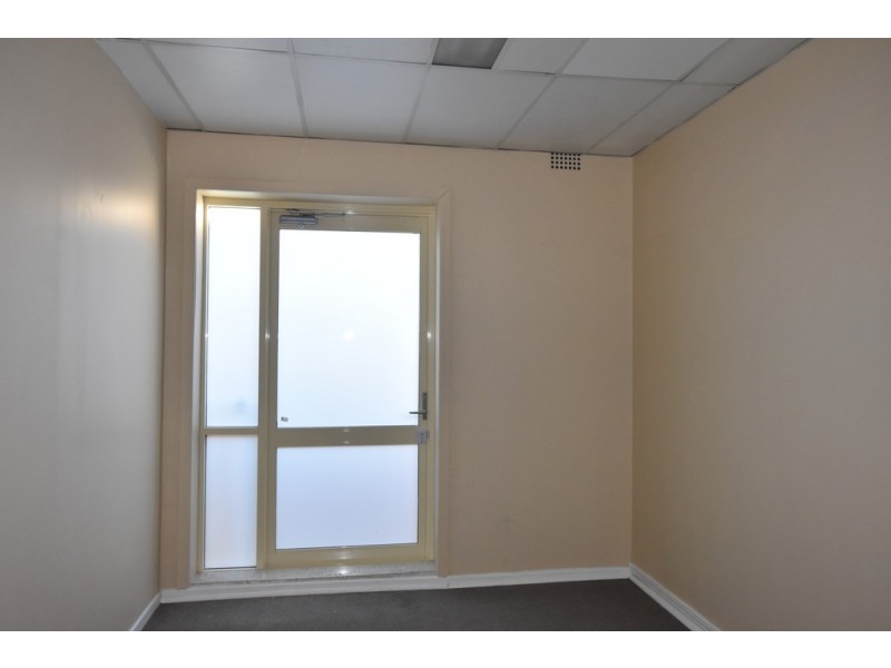 Level 1 / 205 Summer Street, Orange NSW 2800