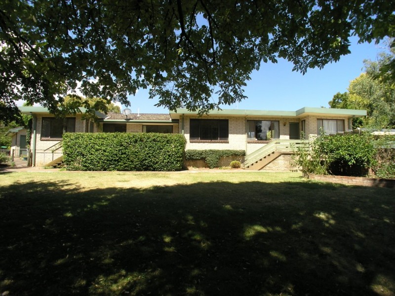 126A Coronation Drive, Orange NSW 2800