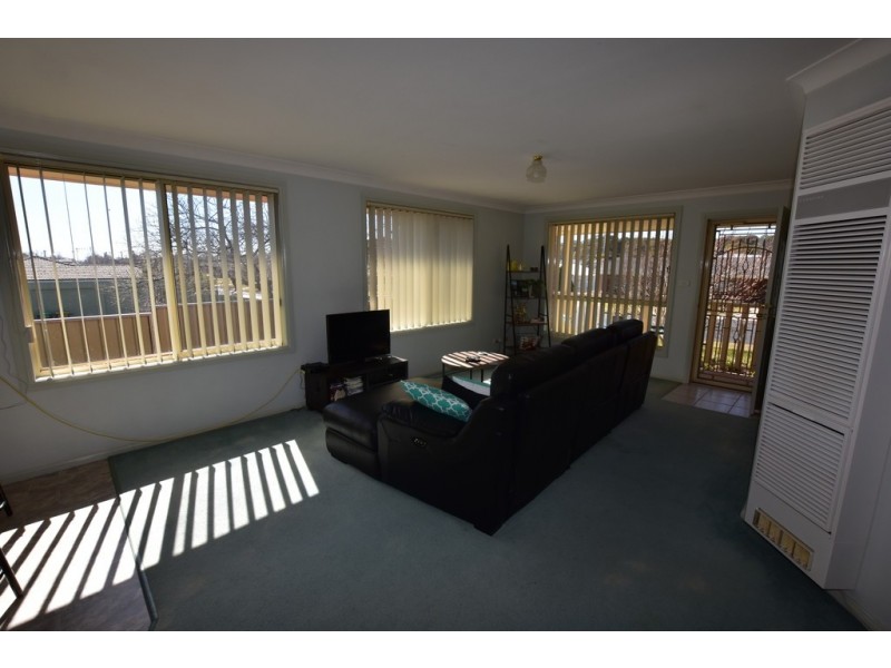 2/14 Elsie Street, Orange NSW 2800