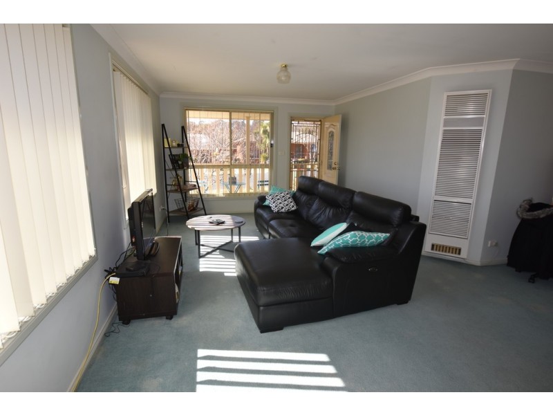 2/14 Elsie Street, Orange NSW 2800