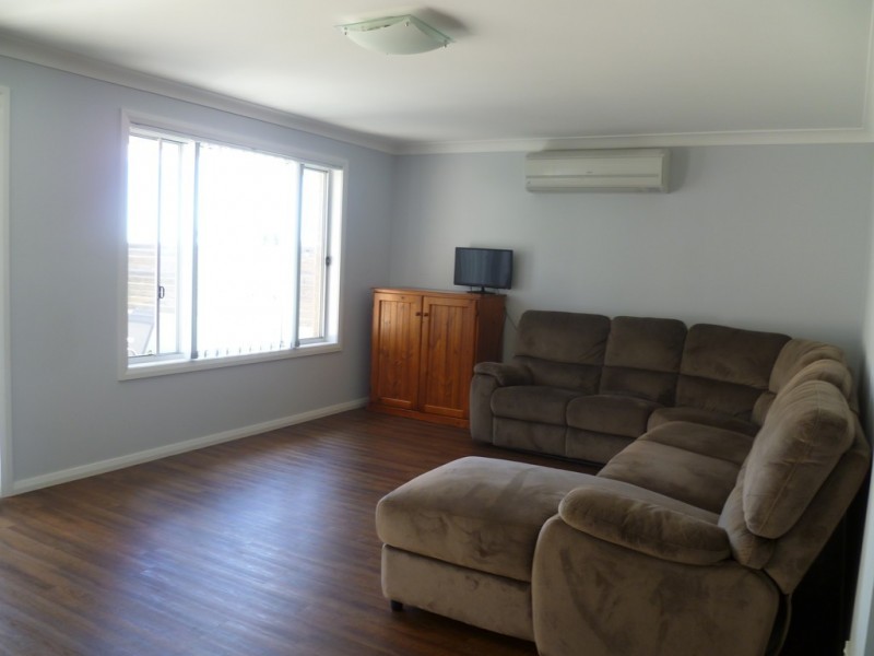 3 Maroney Close, Orange NSW 2800