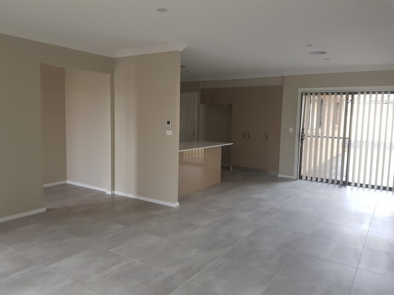 16 Opal Street, Orange NSW 2800