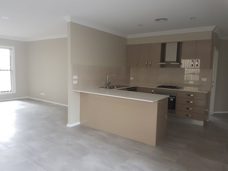 16 Opal Street, Orange NSW 2800