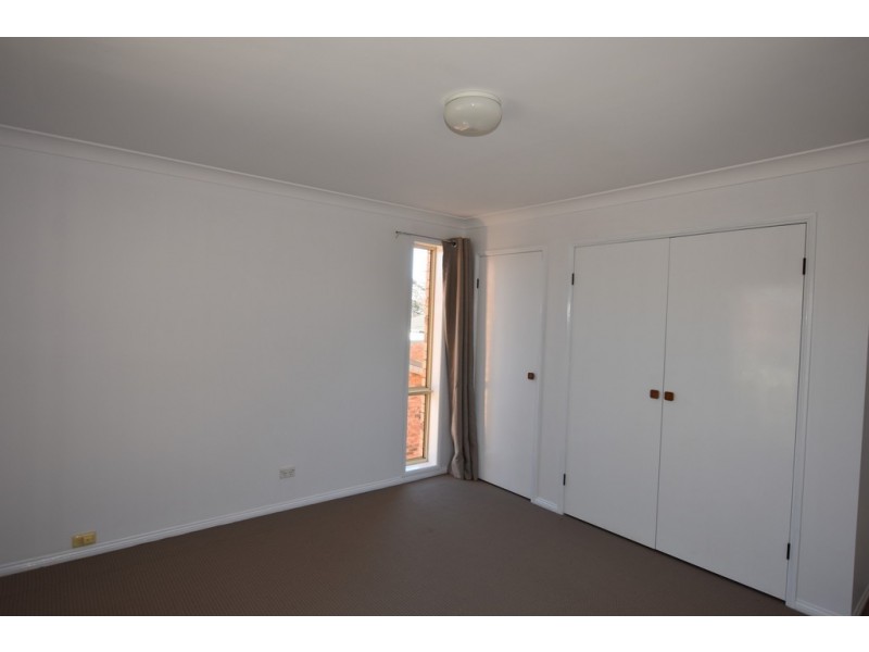 2 / 67 Kenna Street, Orange NSW 2800