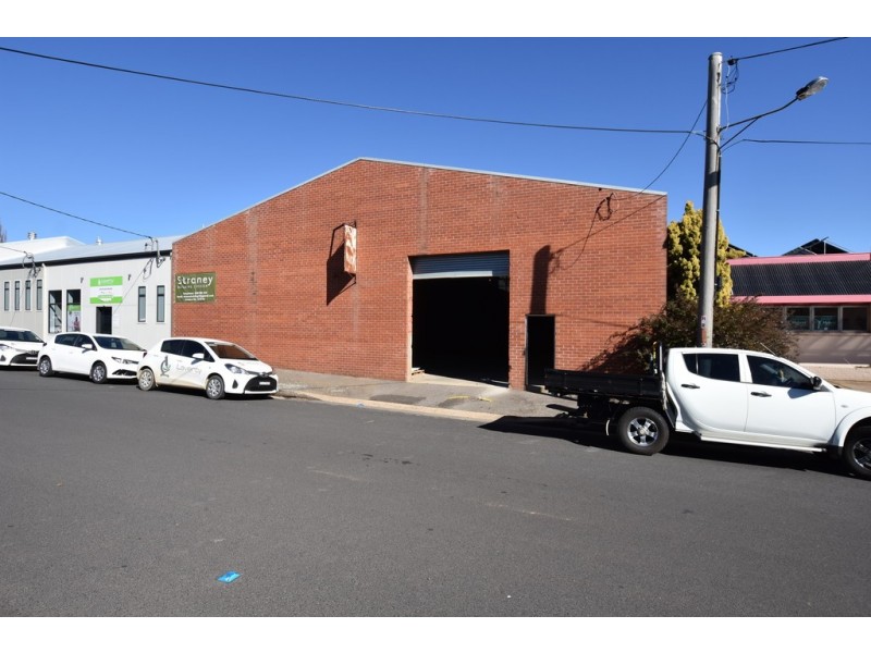7 McNamara Street, Orange NSW 2800