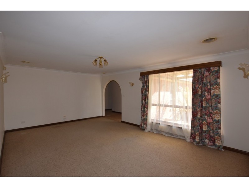 28 Wakeford Street, Orange NSW 2800