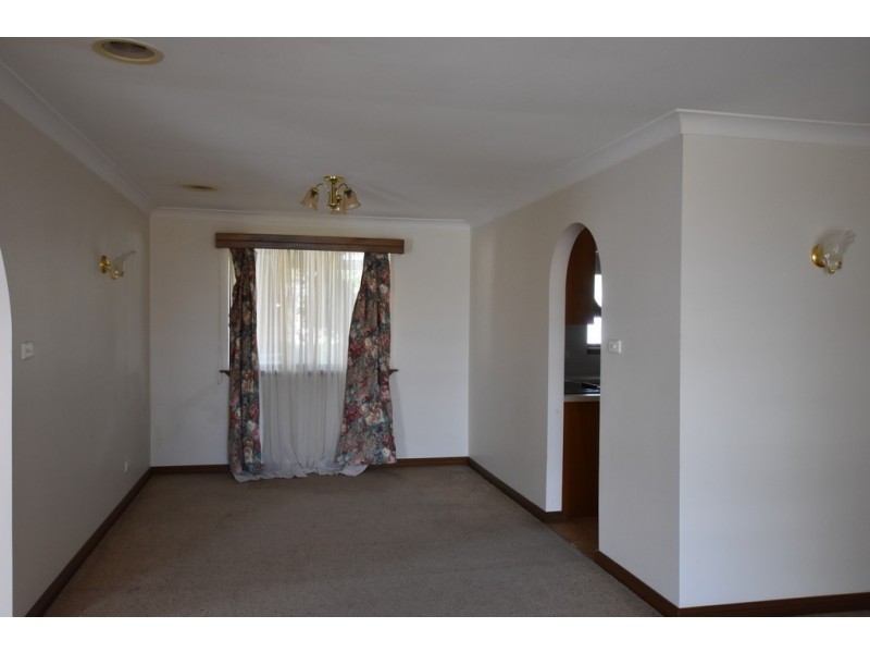 28 Wakeford Street, Orange NSW 2800