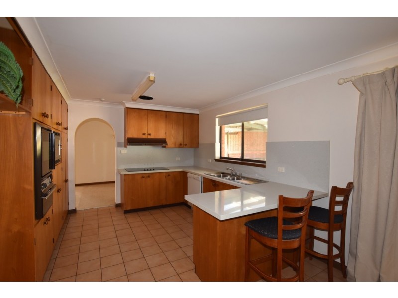 28 Wakeford Street, Orange NSW 2800