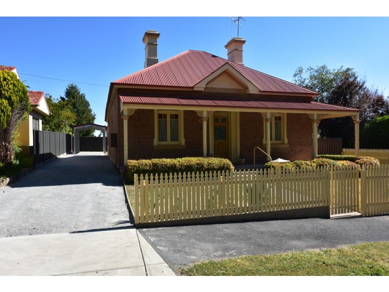 194 March Street, Orange NSW 2800