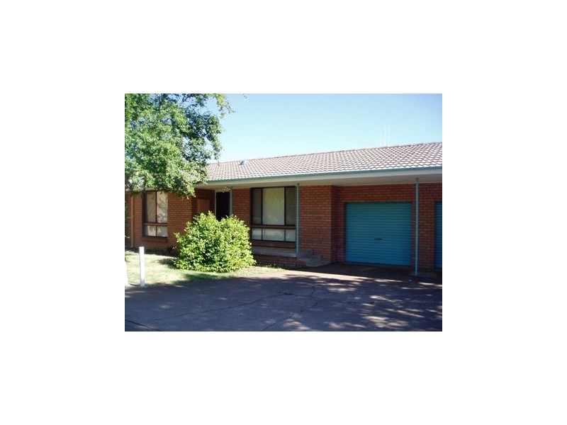 2 / 1-7 Hartas Lane, Orange NSW 2800