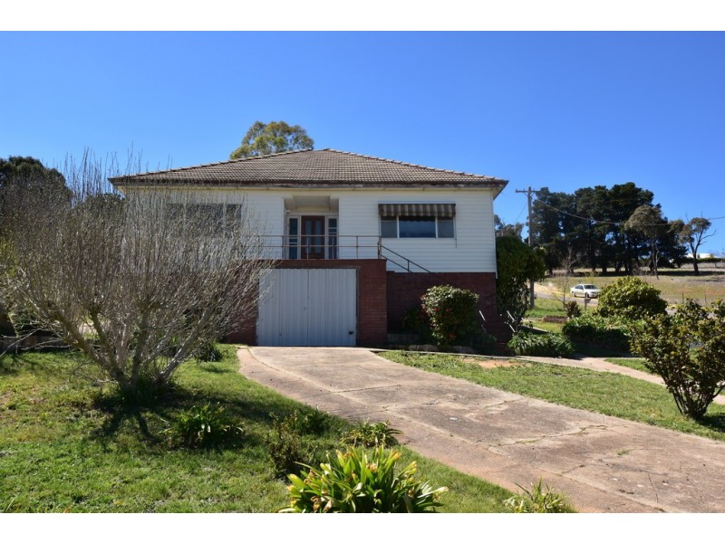 10 Park Street, Millthorpe NSW 2798