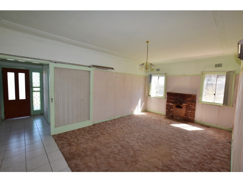 10 Park Street, Millthorpe NSW 2798