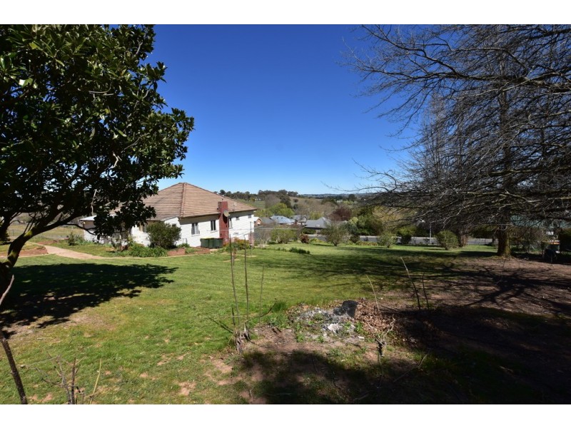 10 Park Street, Millthorpe NSW 2798