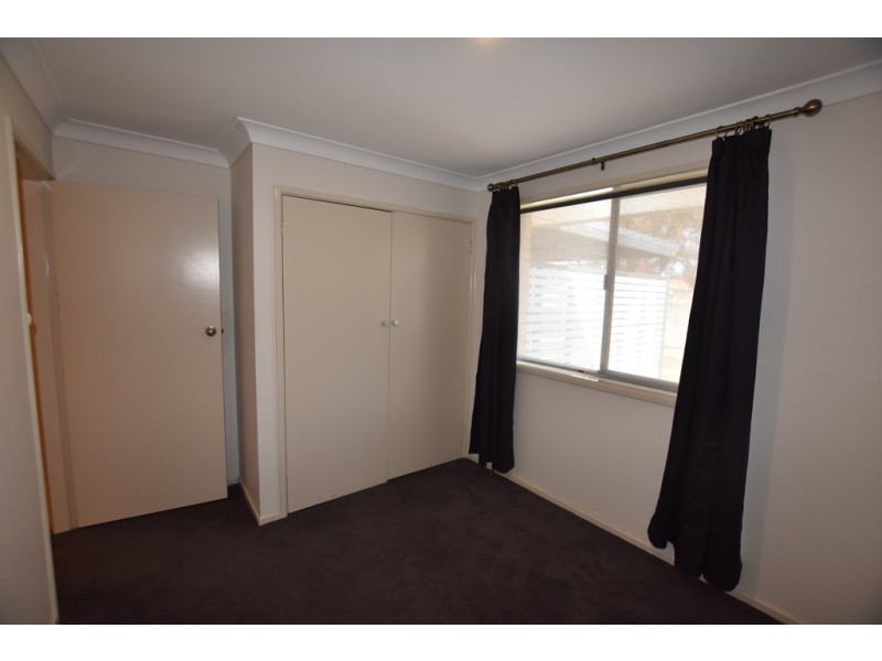 9 Talinga Place, Orange NSW 2800