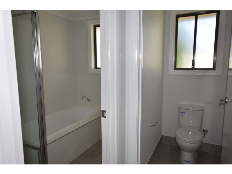 1A Redloum Place, Orange NSW 2800