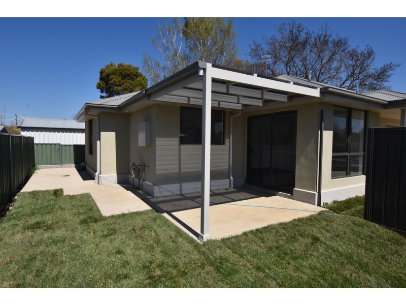 1A Redloum Place, Orange NSW 2800
