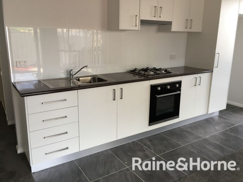 14a McCarron Place, Orange NSW 2800