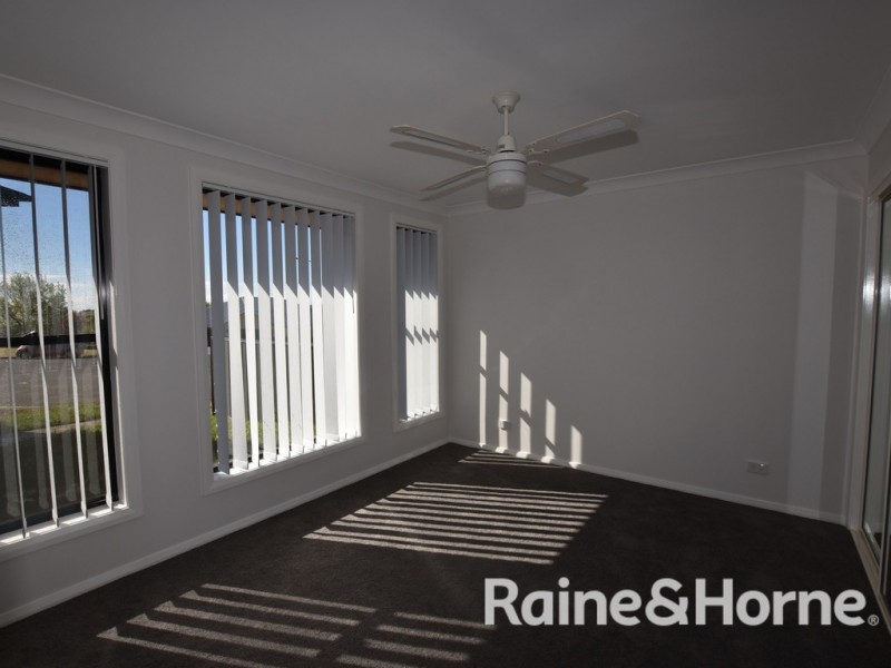 14a McCarron Place, Orange NSW 2800
