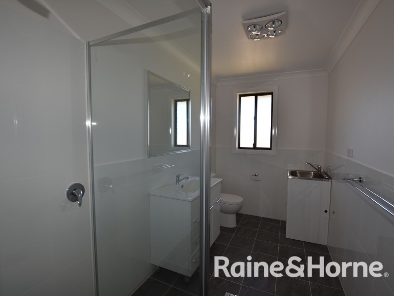 14a McCarron Place, Orange NSW 2800