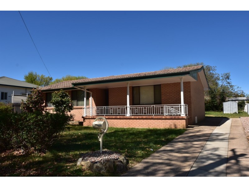 132 Clinton Street, Orange NSW 2800