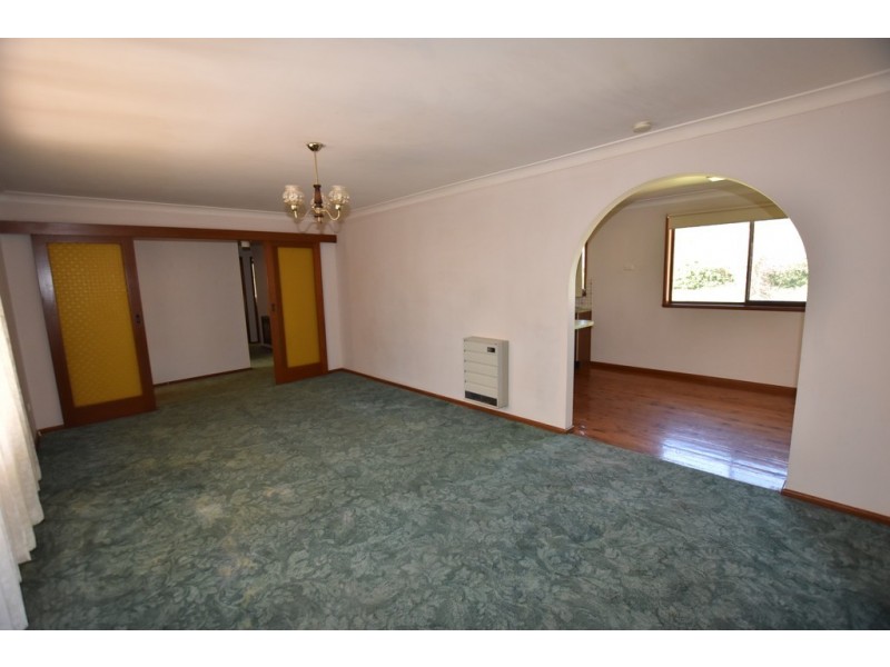 132 Clinton Street, Orange NSW 2800