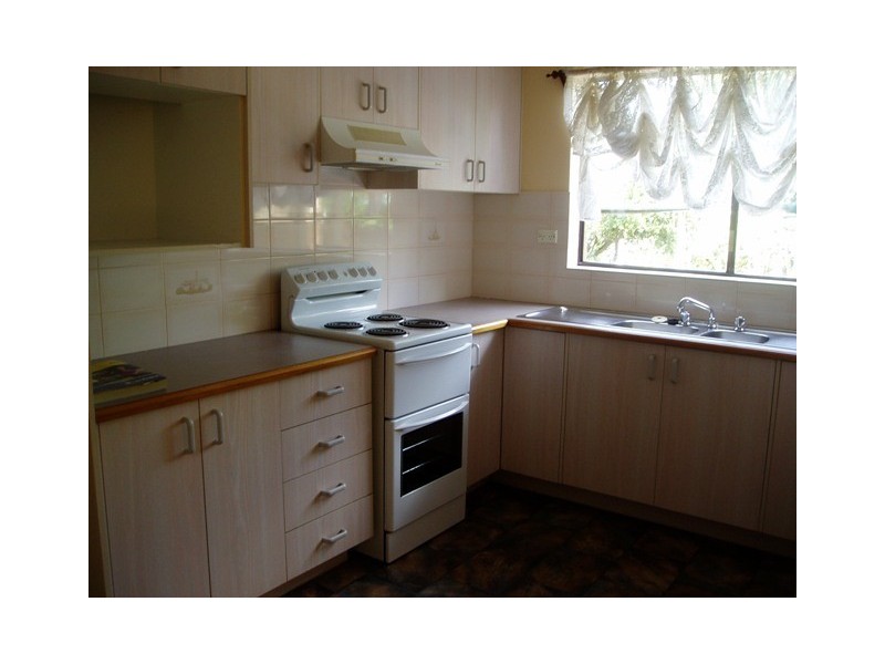 4 Goroka Place, Orange NSW 2800
