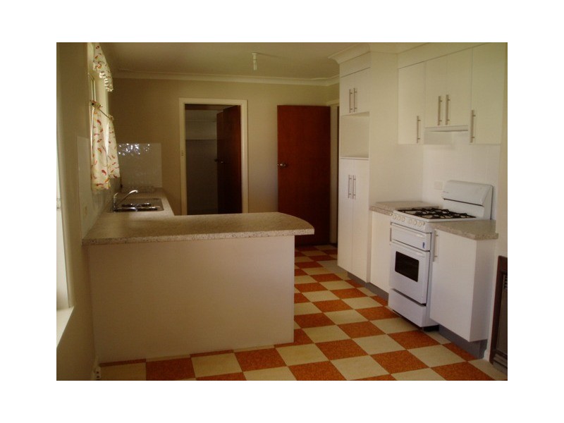 15 Caleula Crescent, Orange NSW 2800