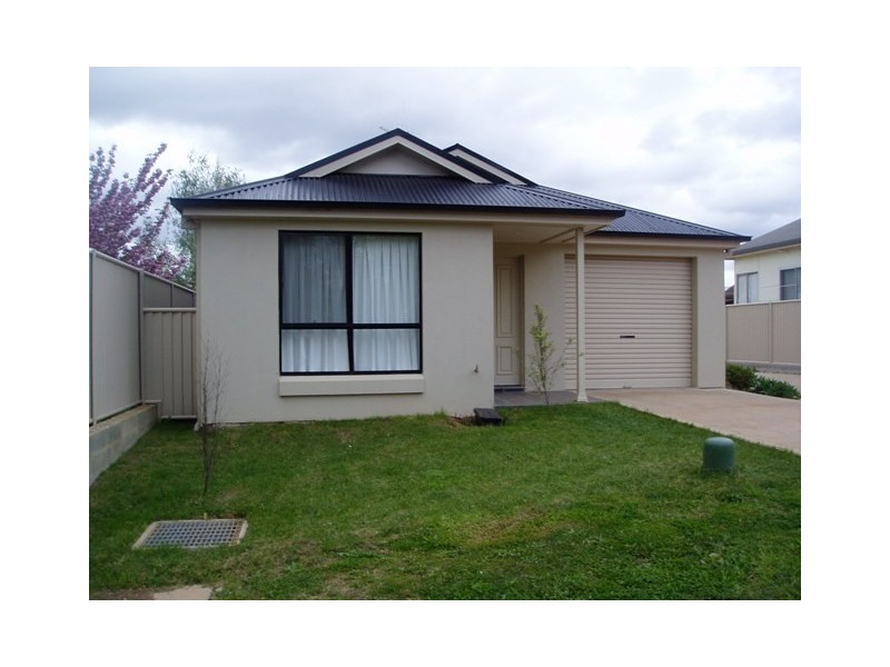 1 / 93 Margaret Street, Orange NSW 2800