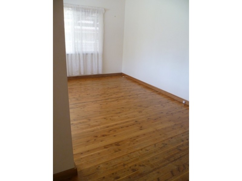 22 Breen Street, Orange NSW 2800