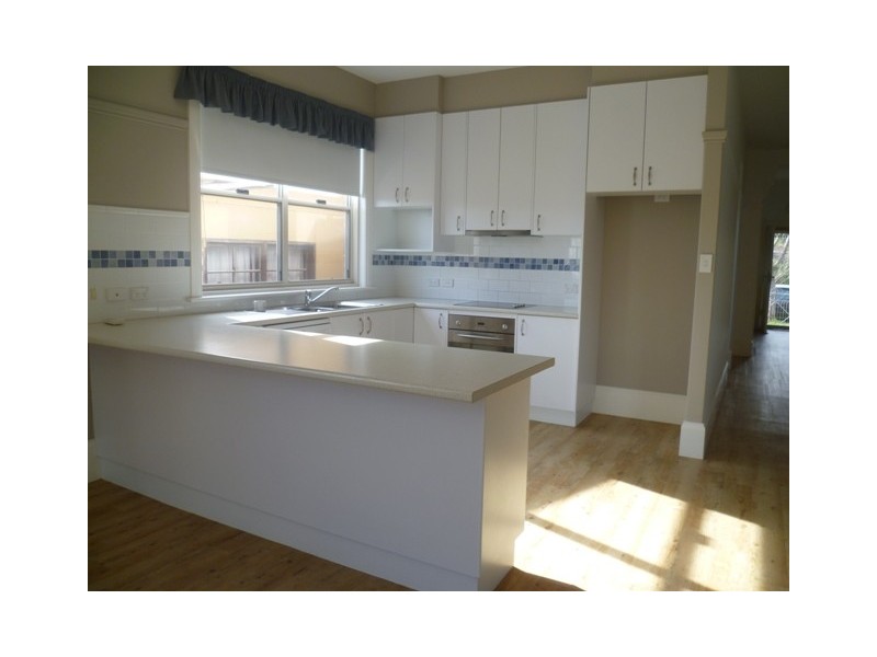 408 Summer Street East, Orange NSW 2800