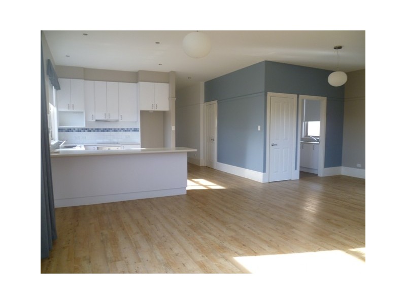 408 Summer Street East, Orange NSW 2800