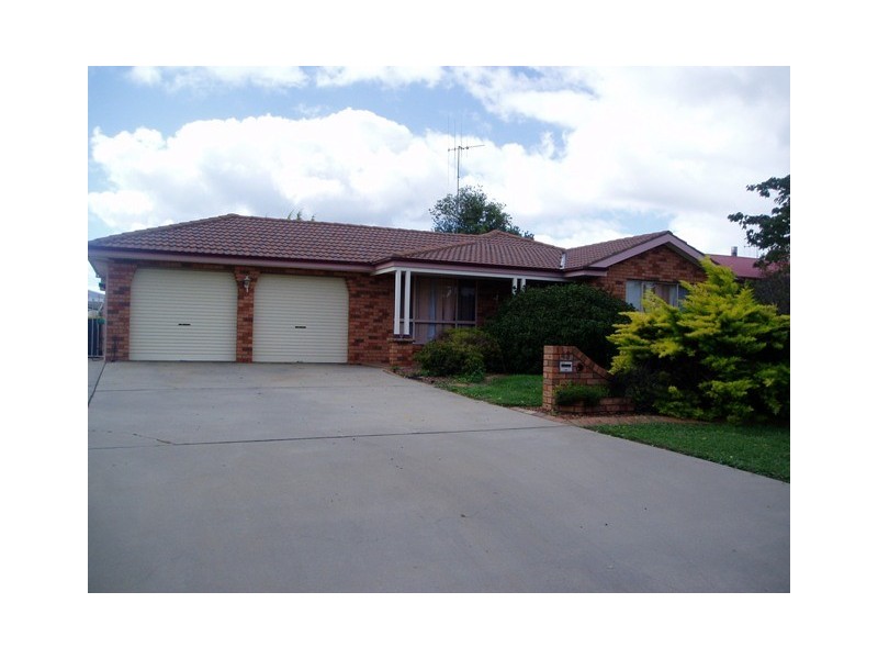 43 Avondale Drive, Orange NSW 2800
