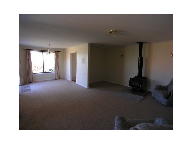 8 Mathoura Place, Orange NSW 2800