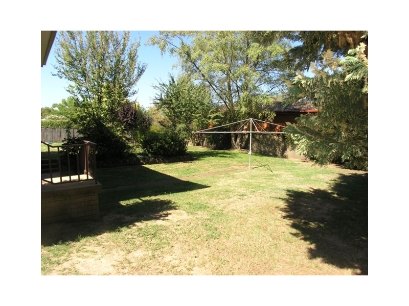 8 Mathoura Place, Orange NSW 2800