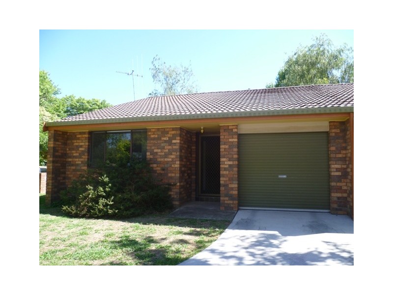 1 / 13 Coronation Drive, Orange NSW 2800