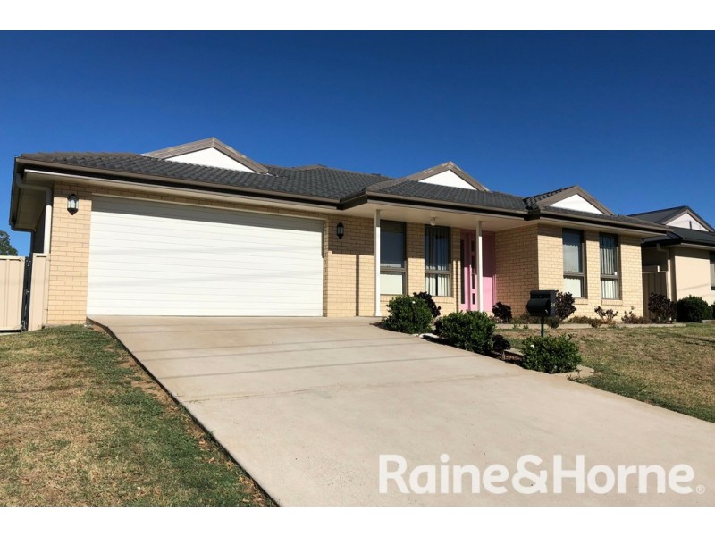 24 Winter Street, Orange NSW 2800