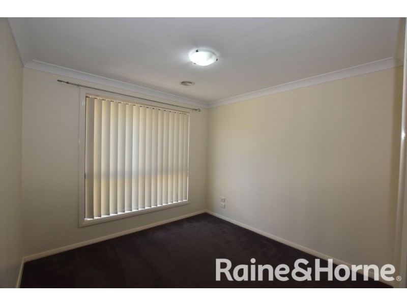 24 Winter Street, Orange NSW 2800