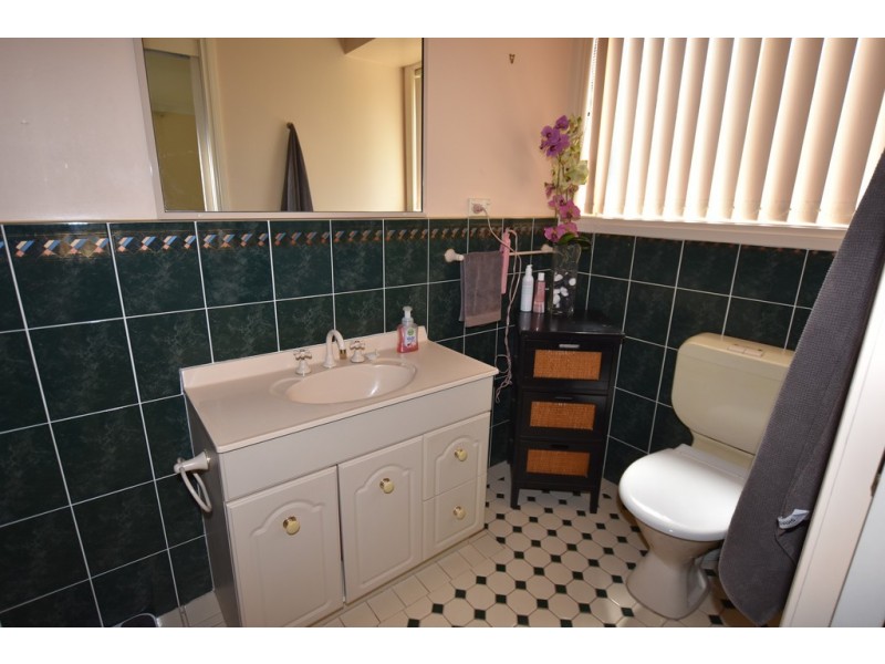 4 Mallee Place, Orange NSW 2800