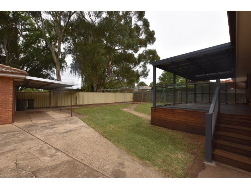 9 Talinga Place, Orange NSW 2800