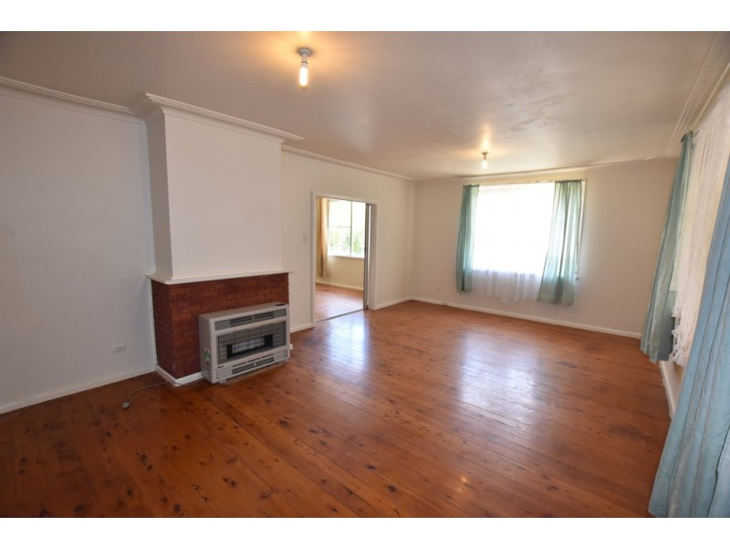 41 Autumn Street, Orange NSW 2800